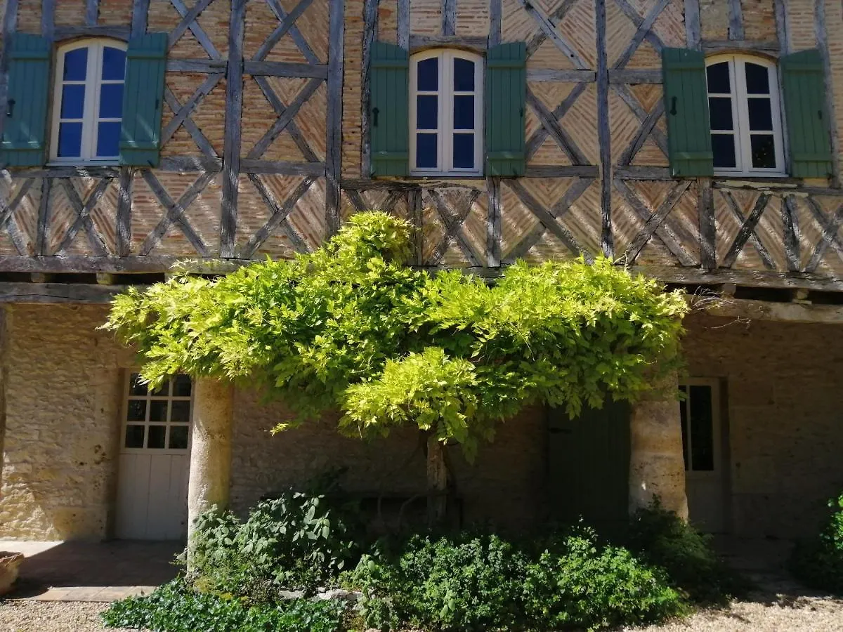 Chateau De Puissentut Bed & Breakfast Homps