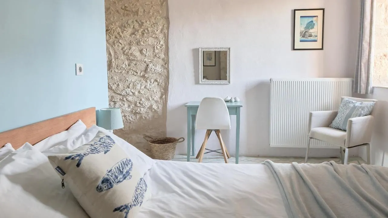 Chateau De Puissentut Bed & Breakfast Homps  0*, Homps (Gers) France