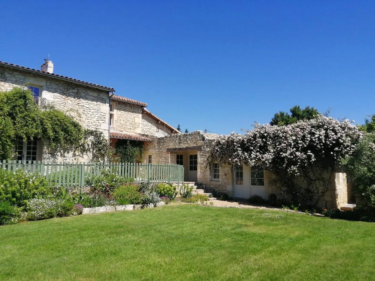 Chateau De Puissentut Bed & Breakfast Homps  Homps (Gers)