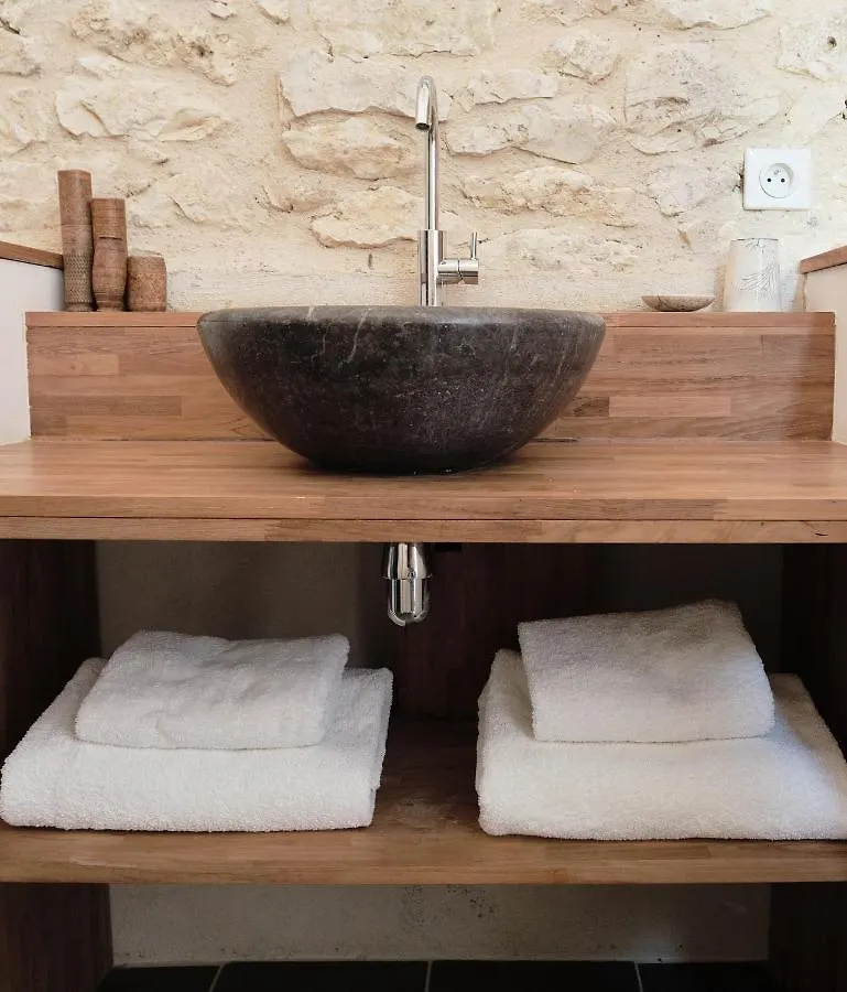 Chateau De Puissentut Bed & Breakfast Homps