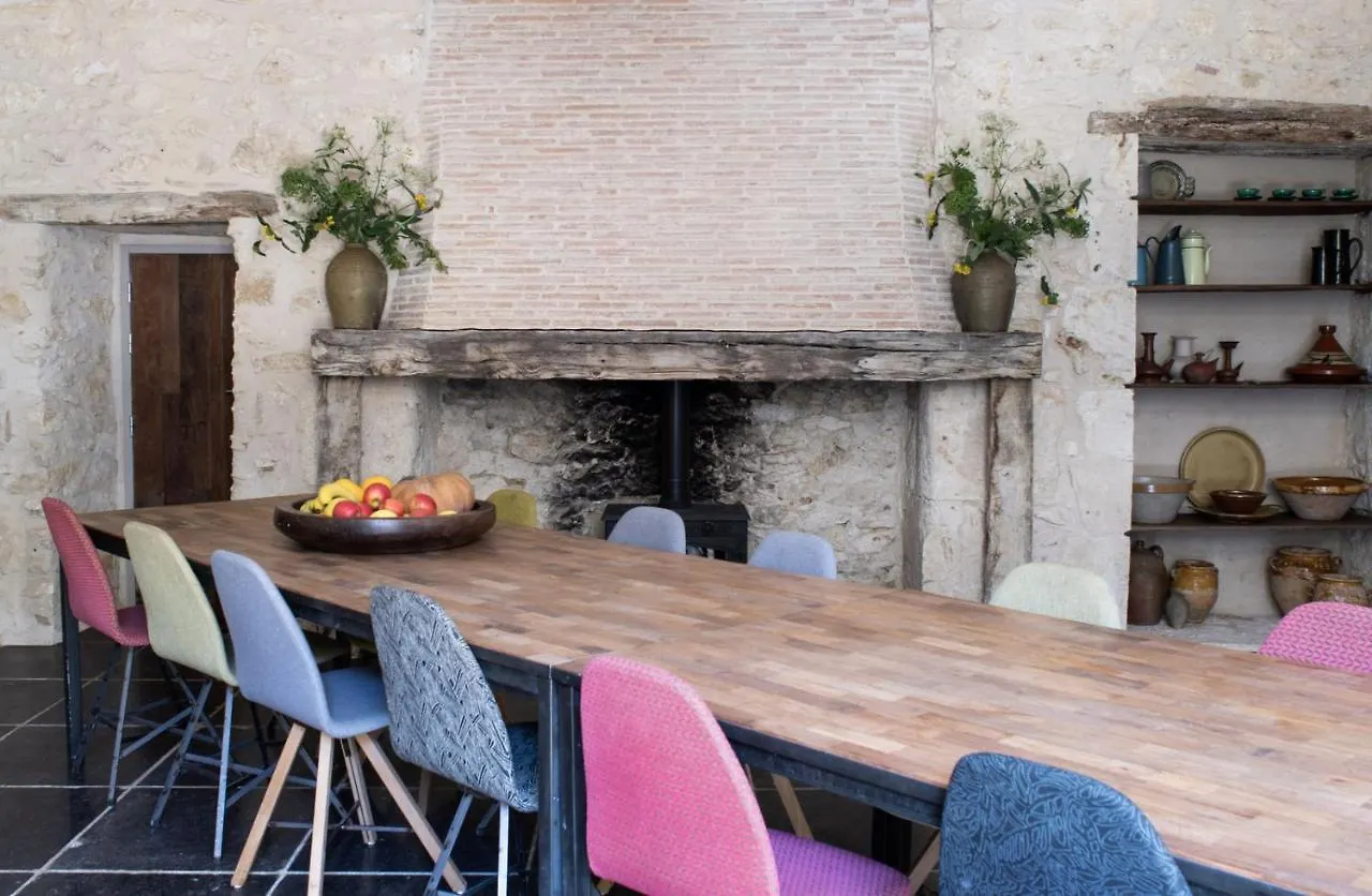 Chateau De Puissentut Bed & Breakfast Homps  France